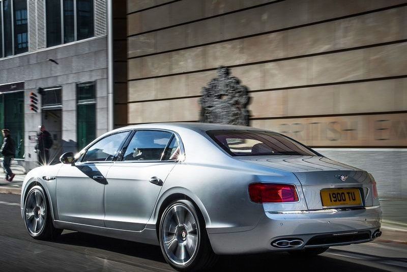 Range-Rover Flying Spur V8 (A)