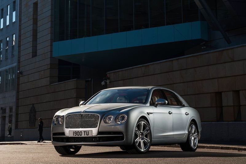 Range-Rover Flying Spur V8 (A)